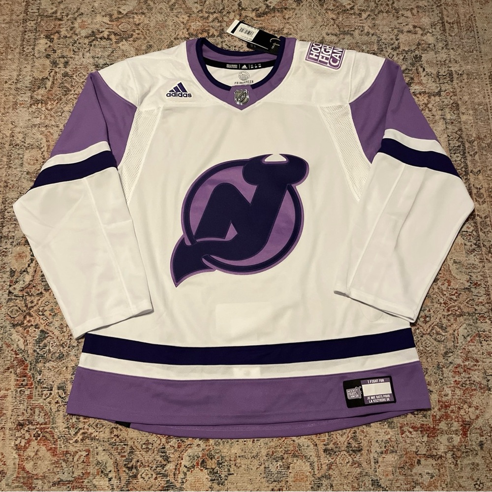 New Jersey Devils- Adidas Hockey Fights Cancer Jersey- men’s XL (54)- NWT